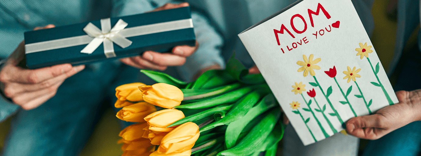 The Anytime Go-To Gift Guide for Moms