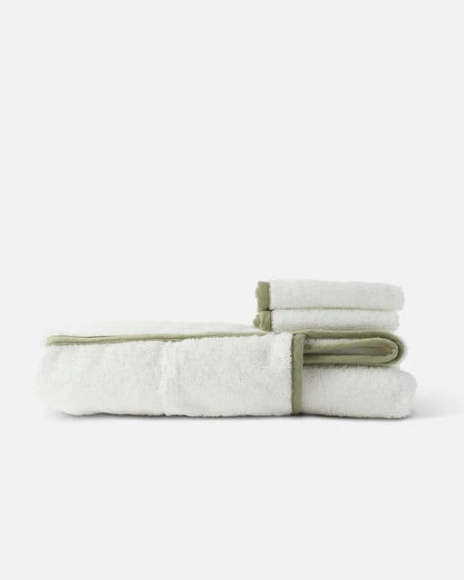 Lalo The Hooded Towel